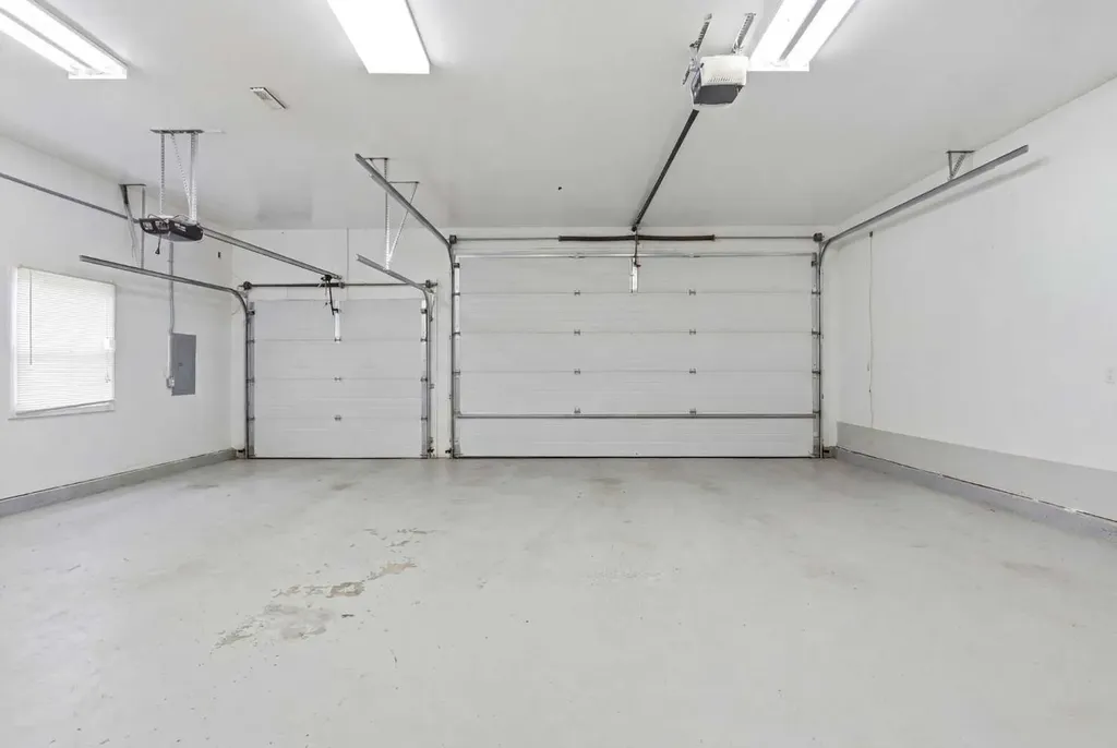 7403 20 Street SE Calgary AB T2C 0P9