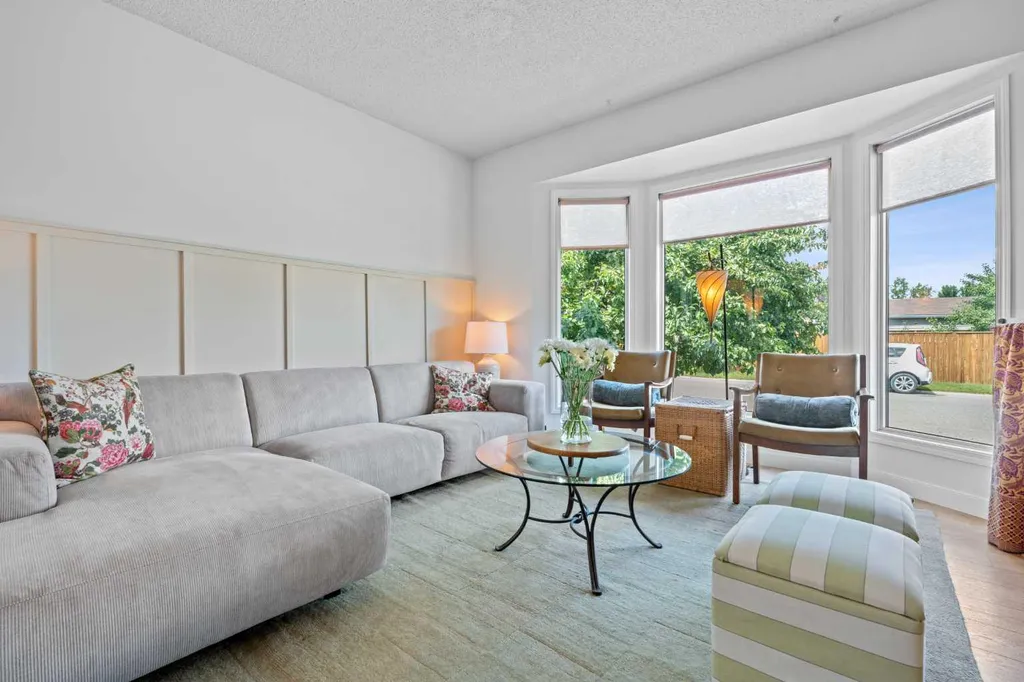 19 Riverbirch Road SE Calgary AB T2C 3M4