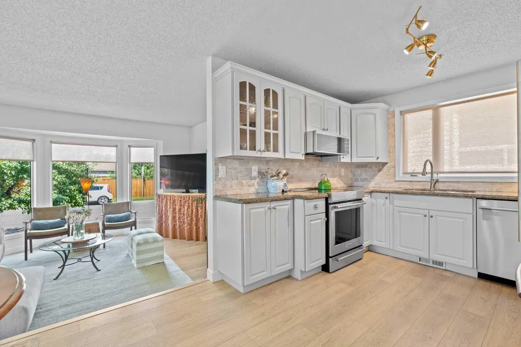 19 Riverbirch Road SE Calgary AB T2C 3M4