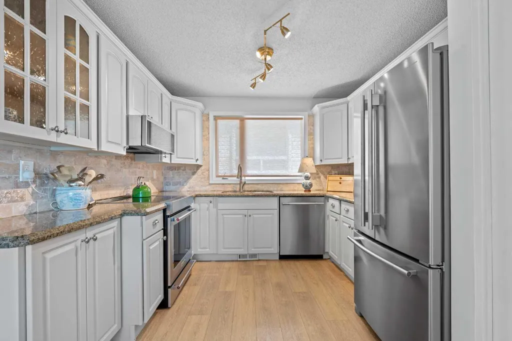 19 Riverbirch Road SE Calgary AB T2C 3M4