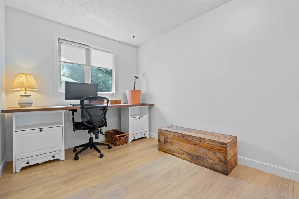 19 Riverbirch Road SE Calgary AB T2C 3M4