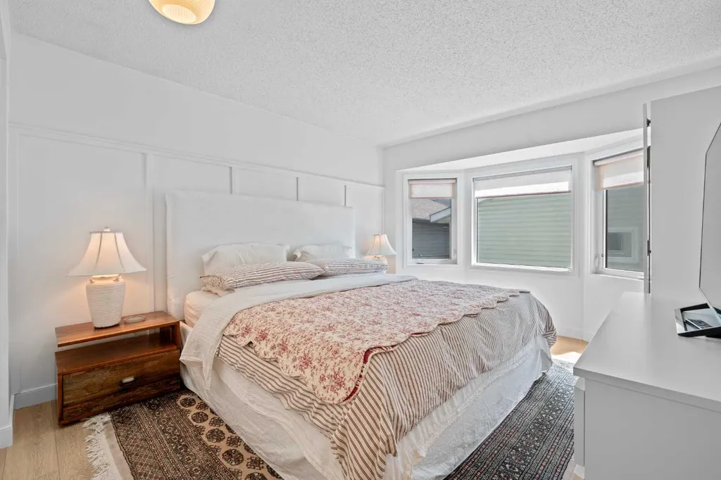 19 Riverbirch Road SE Calgary AB T2C 3M4