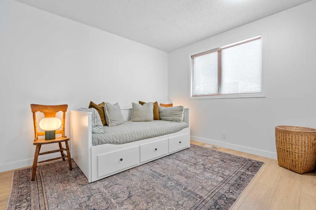 19 Riverbirch Road SE Calgary AB T2C 3M4