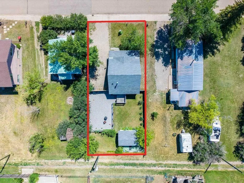 305 1 Avenue S Coutts AB T0K 0N0