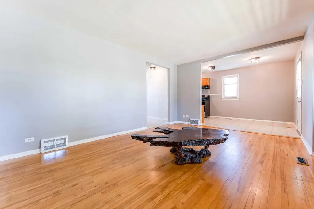 305 1 Avenue S Coutts AB T0K 0N0