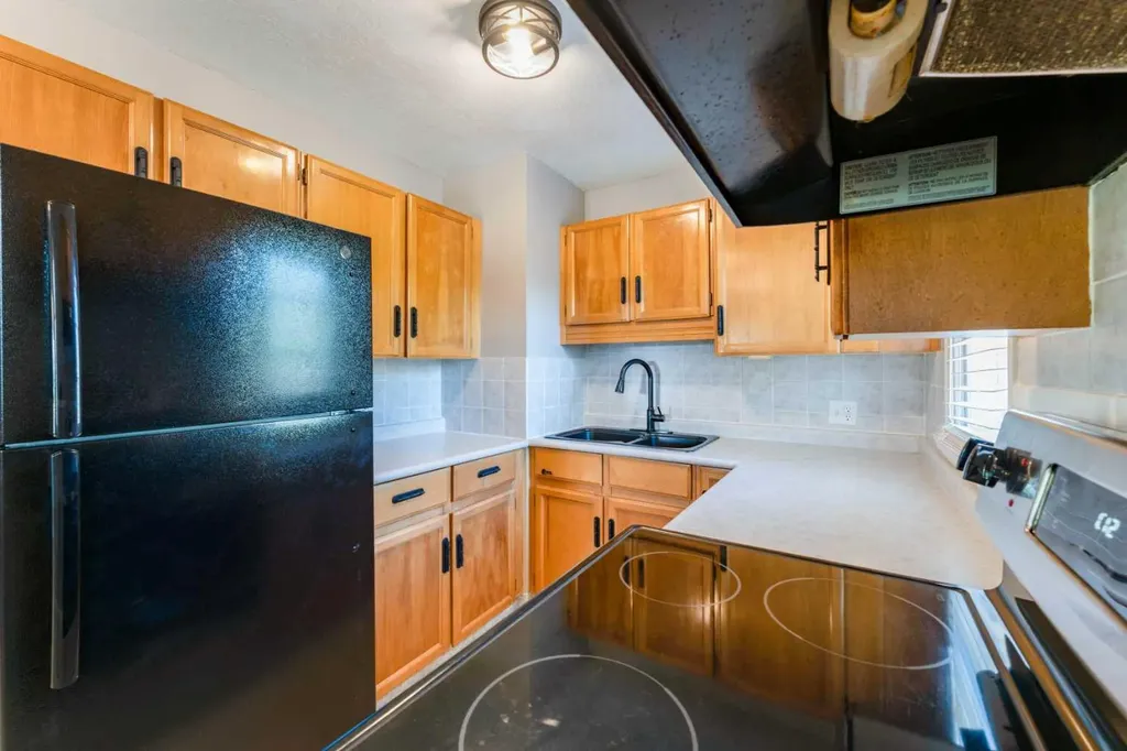 305 1 Avenue S Coutts AB T0K 0N0