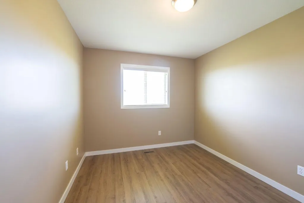 295 Blackfoot Road West Lethbridge AB T1K 8A6