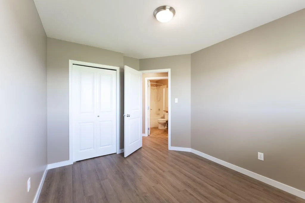 295 Blackfoot Road West Lethbridge AB T1K 8A6
