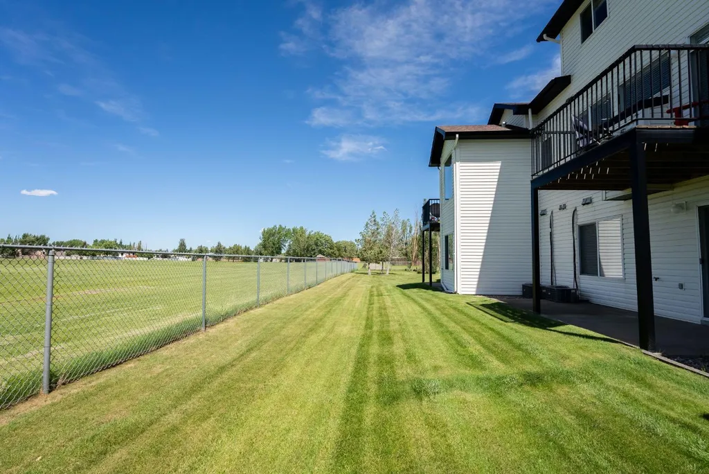 295 Blackfoot Road West Lethbridge AB T1K 8A6