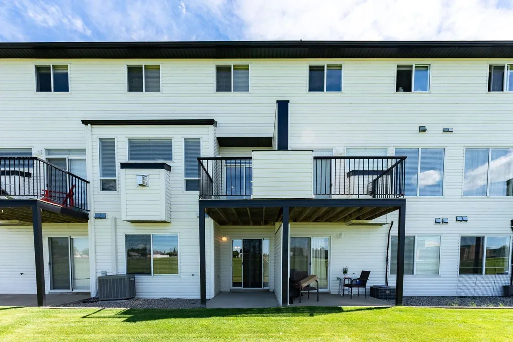 295 Blackfoot Road West Lethbridge AB T1K 8A6
