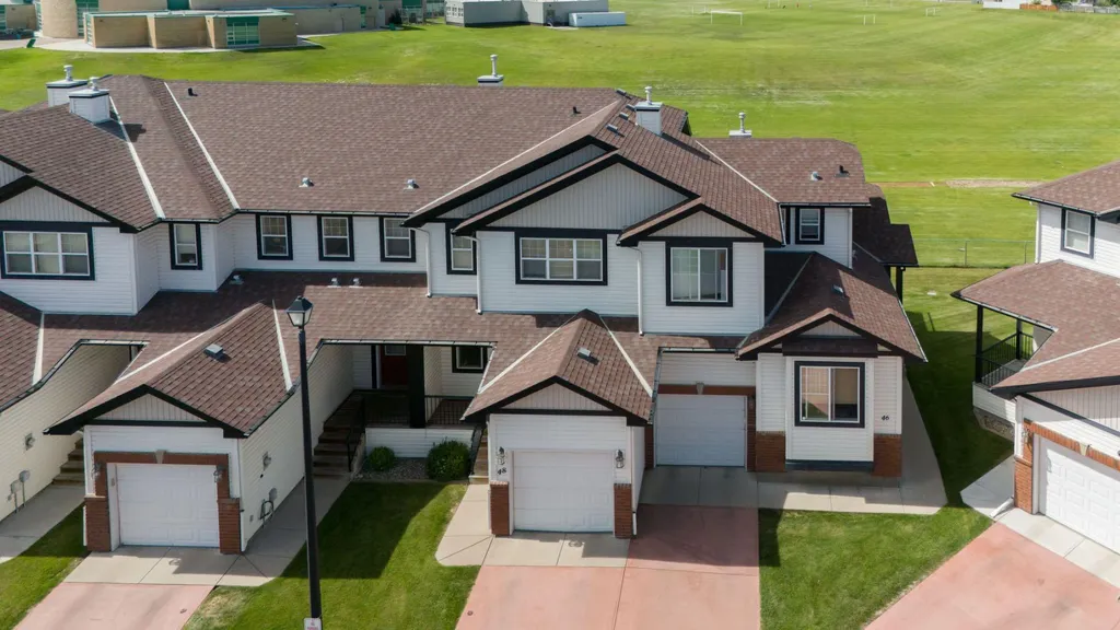 295 Blackfoot Road West Lethbridge AB T1K 8A6