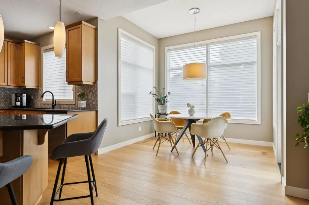 92 Discovery Ridge Circle SW Calgary AB T3H 5X6