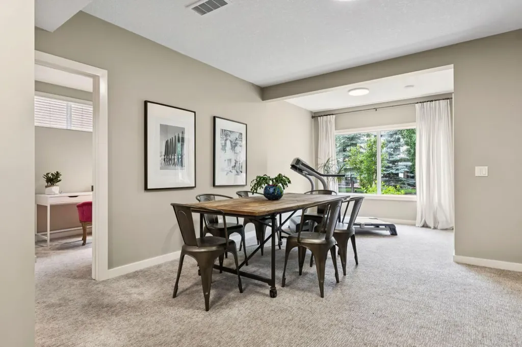 92 Discovery Ridge Circle SW Calgary AB T3H 5X6