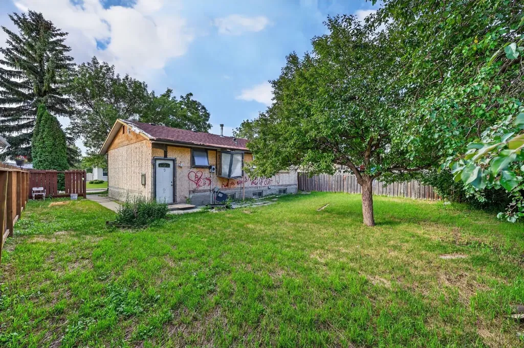 256 Pinemill Road NE Calgary AB T1Y 2E2
