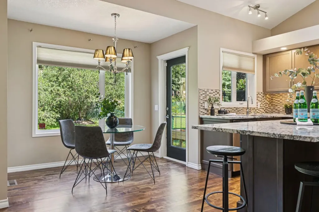 400 Sienna Park Drive SW Calgary AB T3H 3K3