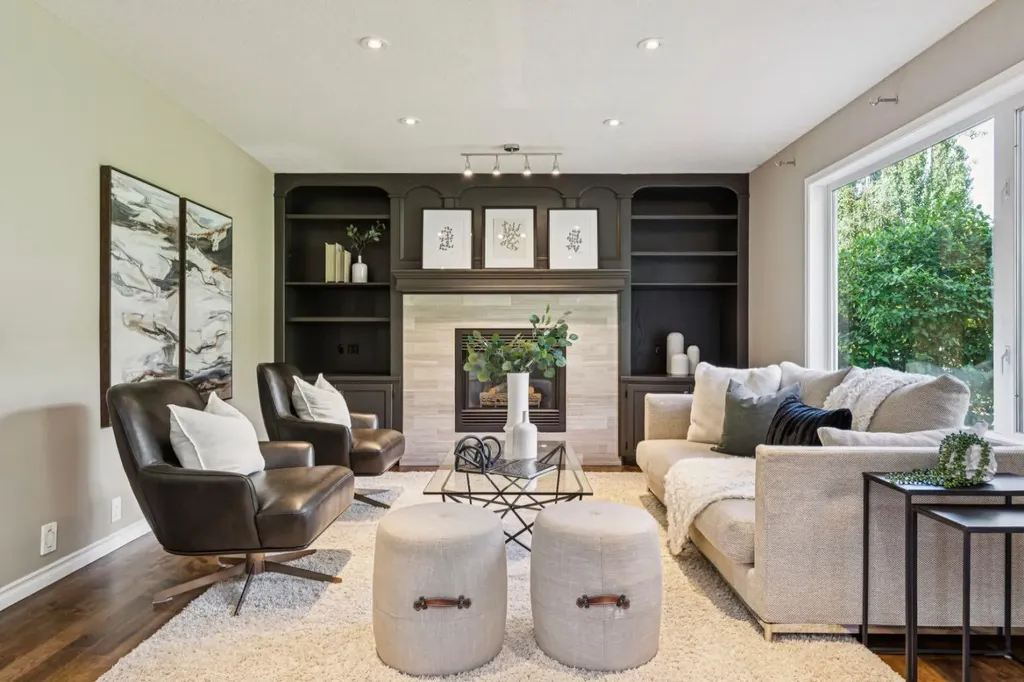 400 Sienna Park Drive SW Calgary AB T3H 3K3