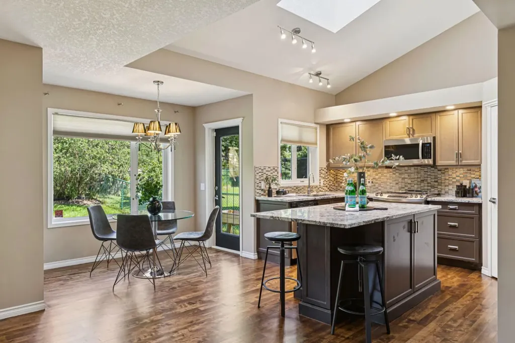 400 Sienna Park Drive SW Calgary AB T3H 3K3