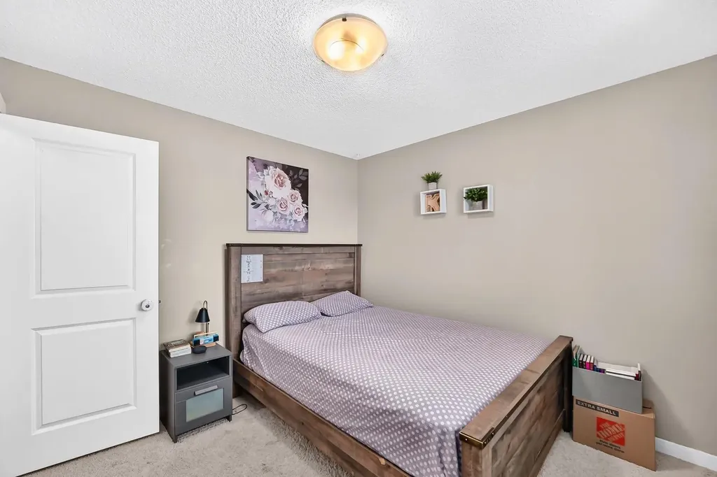 68 Sage Valley Drive NW Calgary AB T3R 0C9