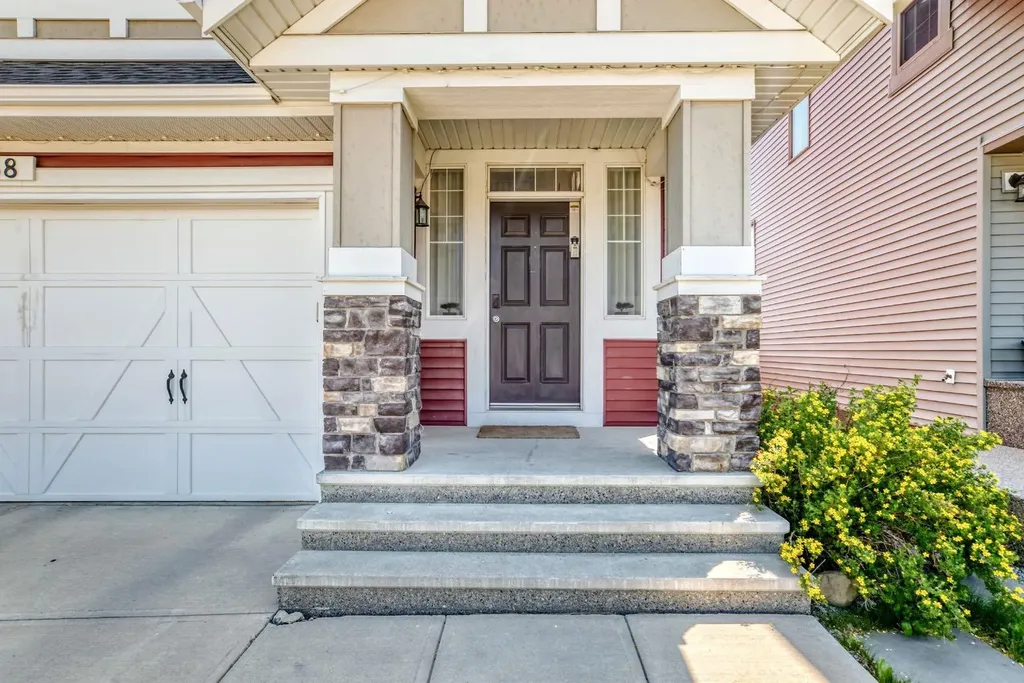 68 Sage Valley Drive NW Calgary AB T3R 0C9