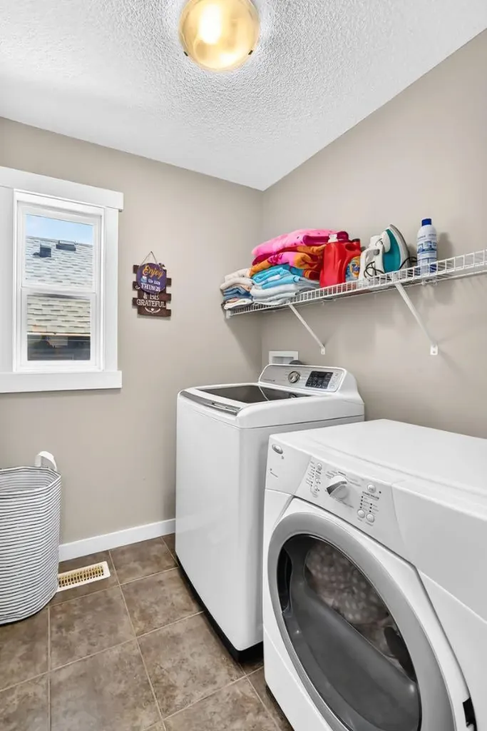 68 Sage Valley Drive NW Calgary AB T3R 0C9