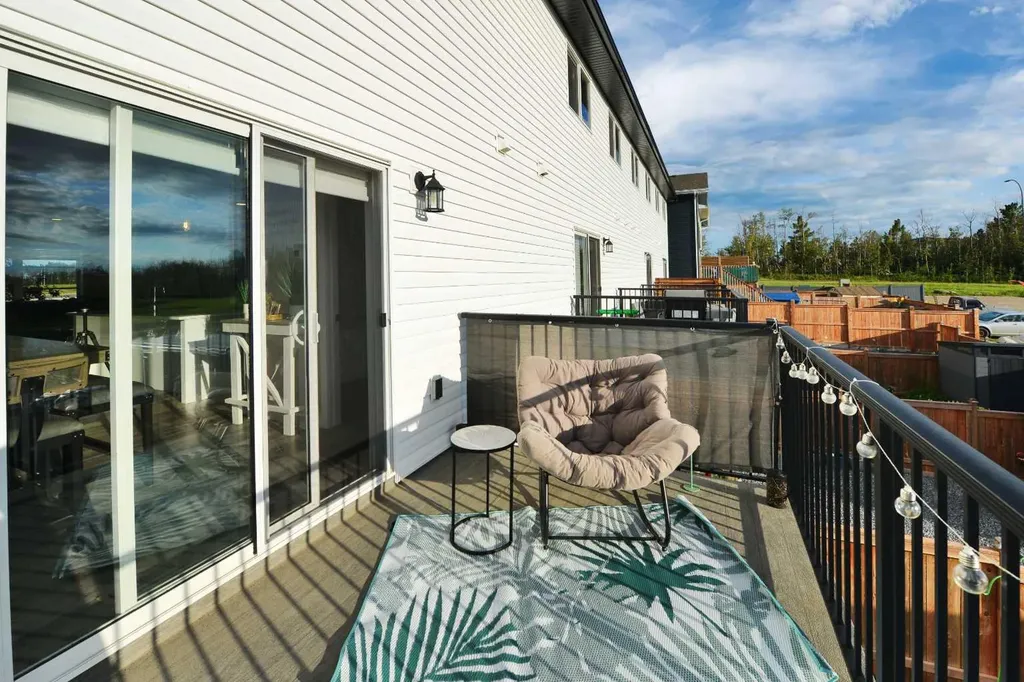 4050 Ryders Ridge Boulevard Sylvan Lake AB T4S 0T5