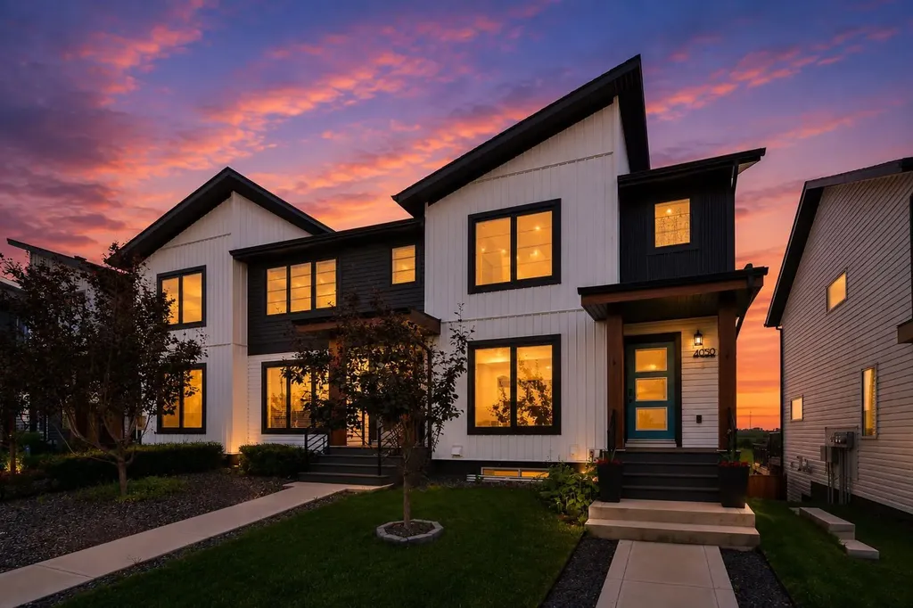 4050 Ryders Ridge Boulevard Sylvan Lake AB T4S 0T5