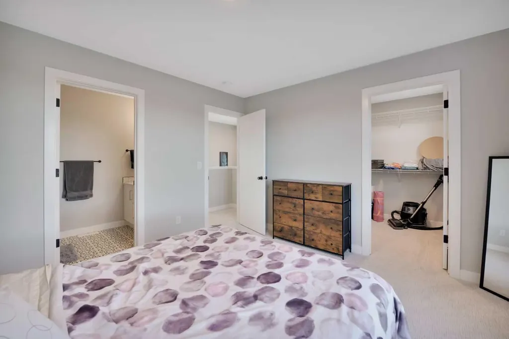 4050 Ryders Ridge Boulevard Sylvan Lake AB T4S 0T5