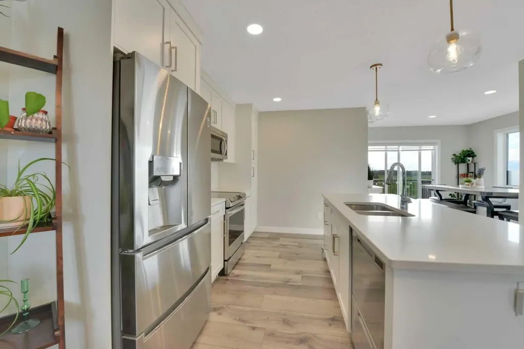 4050 Ryders Ridge Boulevard Sylvan Lake AB T4S 0T5