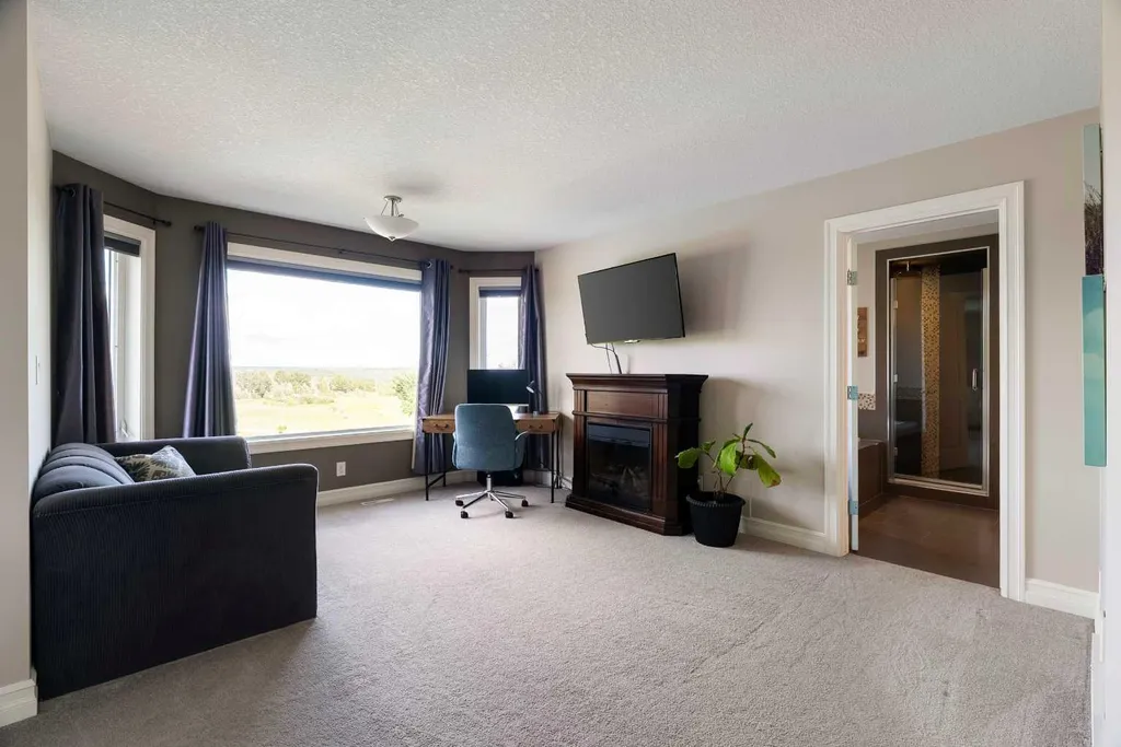 652 Heritage Drive Fort Mcmurray AB T9K 2X2