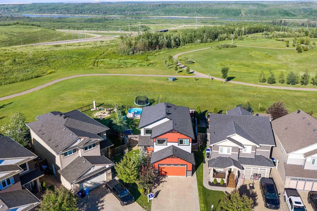 652 Heritage Drive Fort Mcmurray AB T9K 2X2