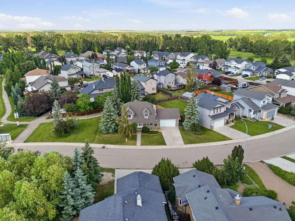 763 Stonehaven Drive Carstairs AB T0M 0N0