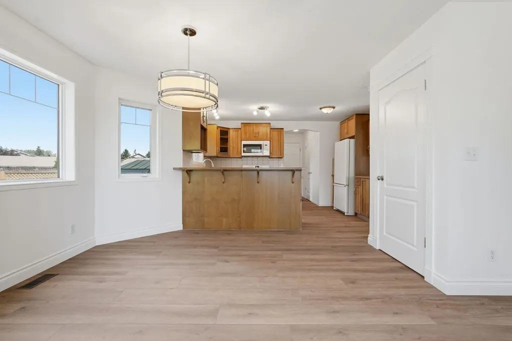 763 Stonehaven Drive Carstairs AB T0M 0N0