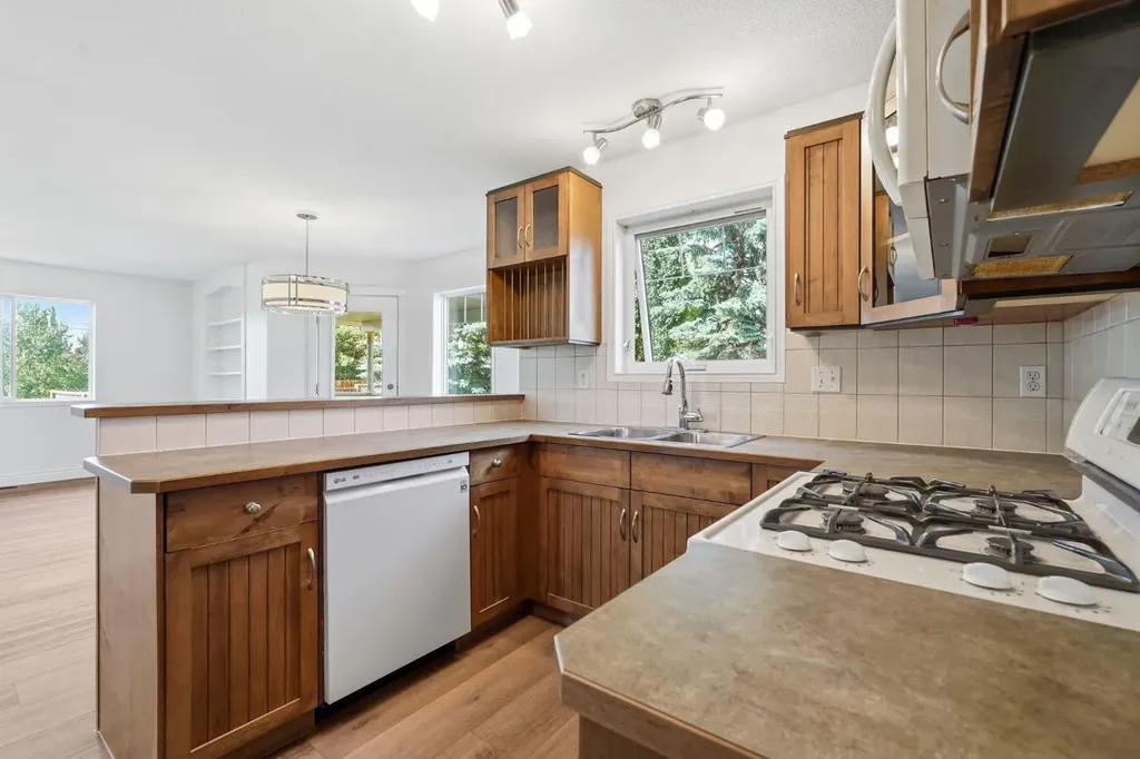 763 Stonehaven Drive Carstairs AB T0M 0N0