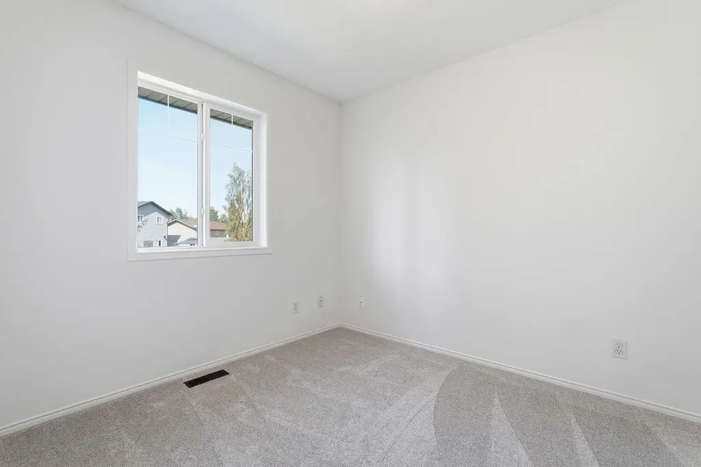 763 Stonehaven Drive Carstairs AB T0M 0N0