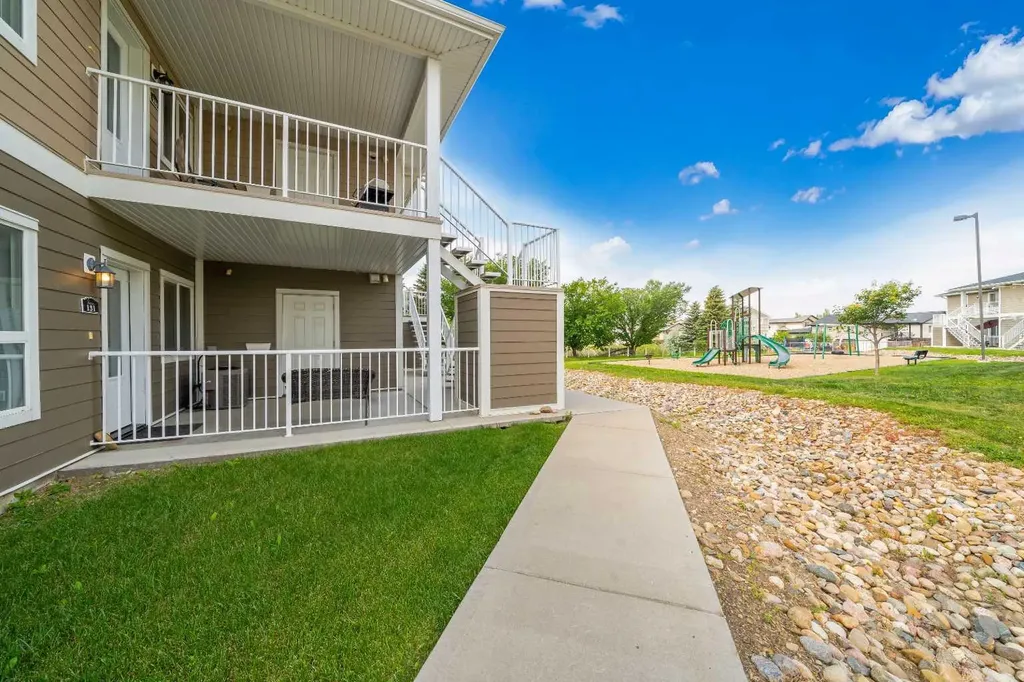 131 Southlands Pointe SE Medicine Hat AB T1B 0M5