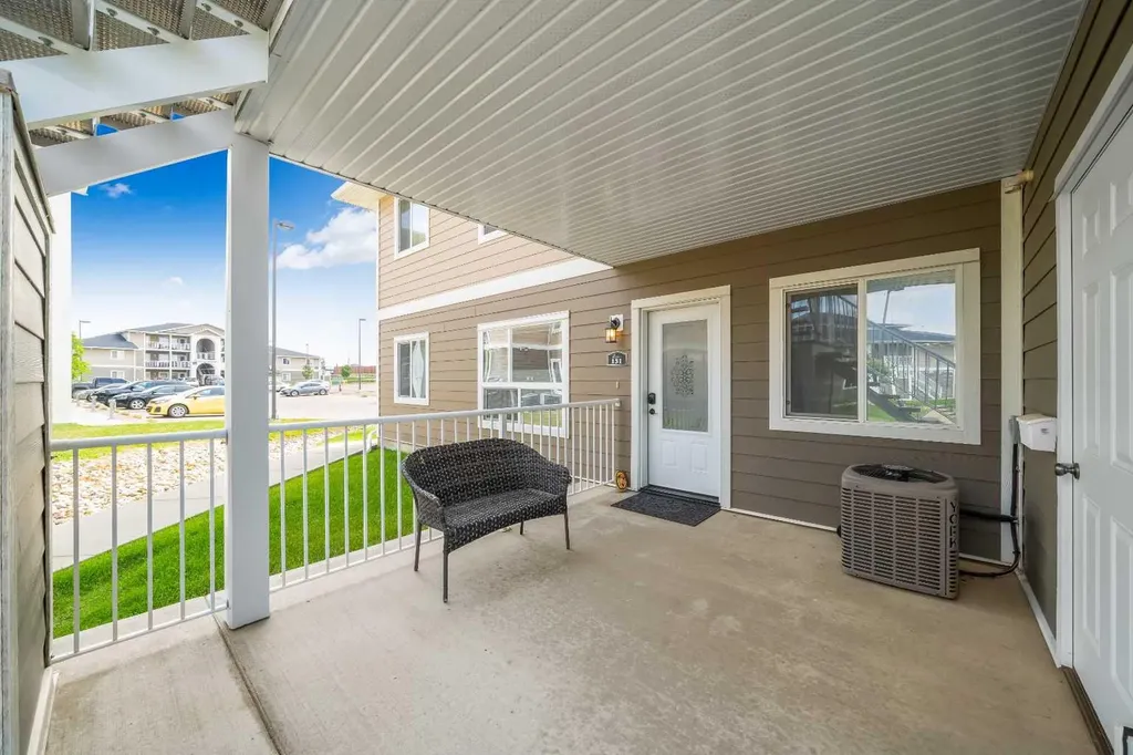 131 Southlands Pointe SE Medicine Hat AB T1B 0M5