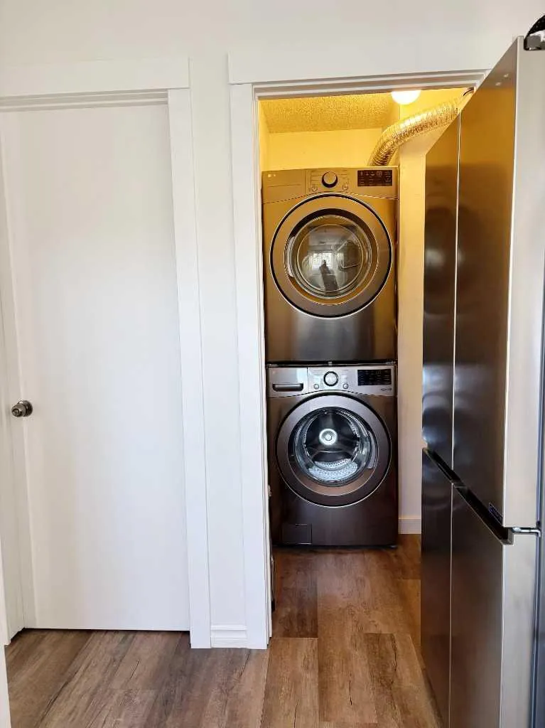 1606 34 Avenue SW Calgary AB T2T 2B4