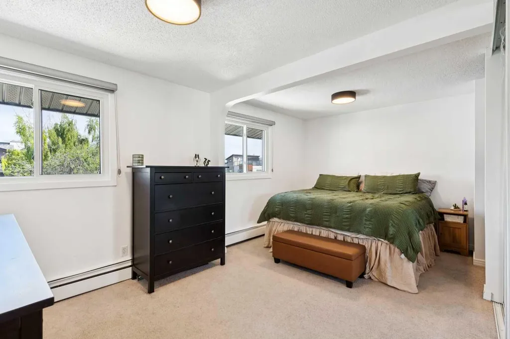 1606 34 Avenue SW Calgary AB T2T 2B4