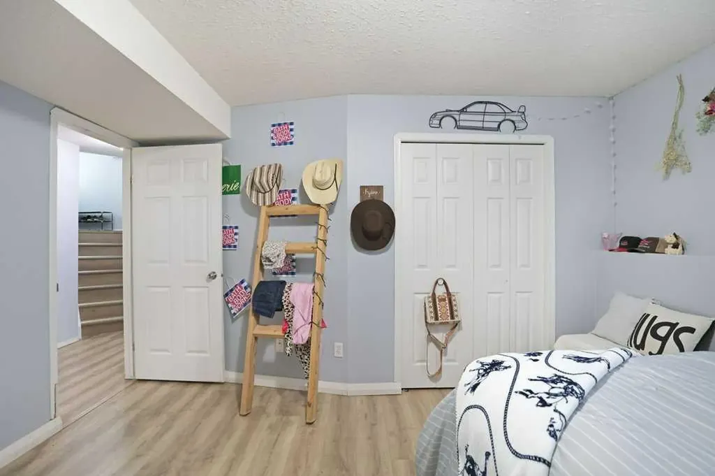 68 Upland Street Brooks AB T1R1J9