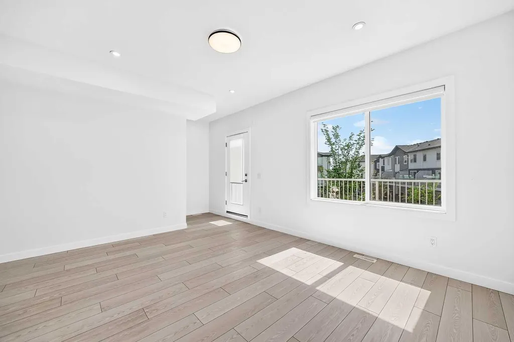 280 Chelsea Road Chestermere AB T1X 2X9