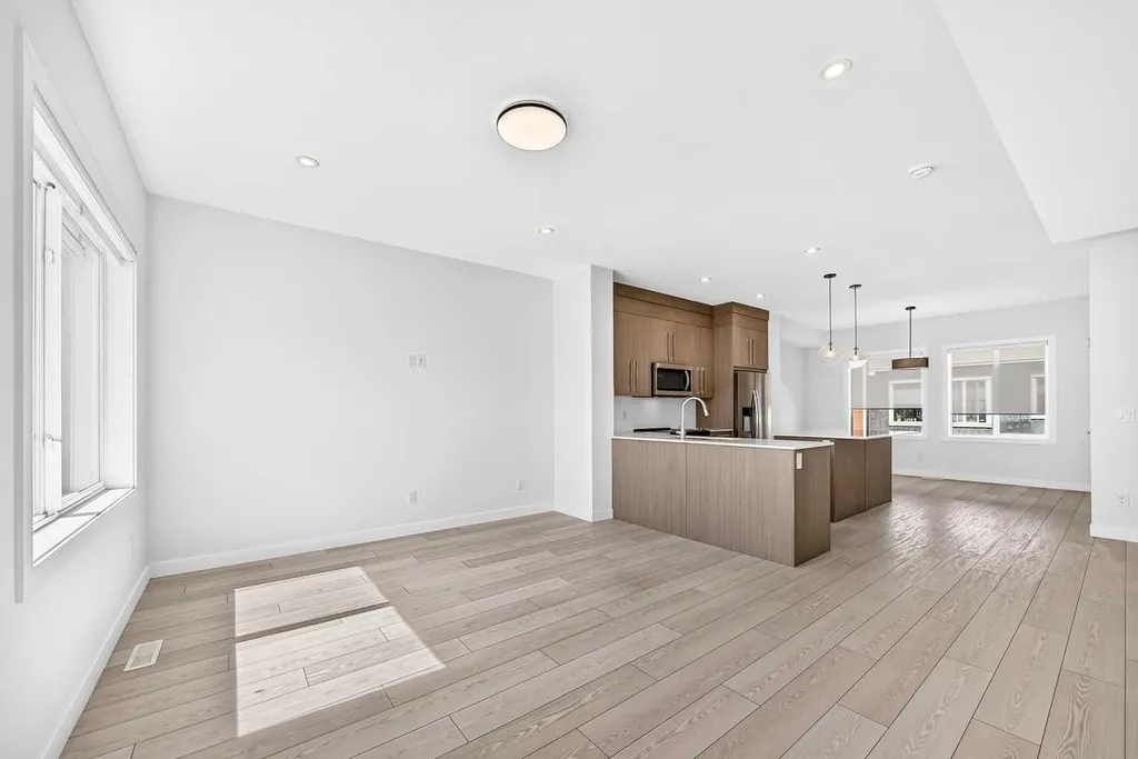 280 Chelsea Road Chestermere AB T1X 2X9
