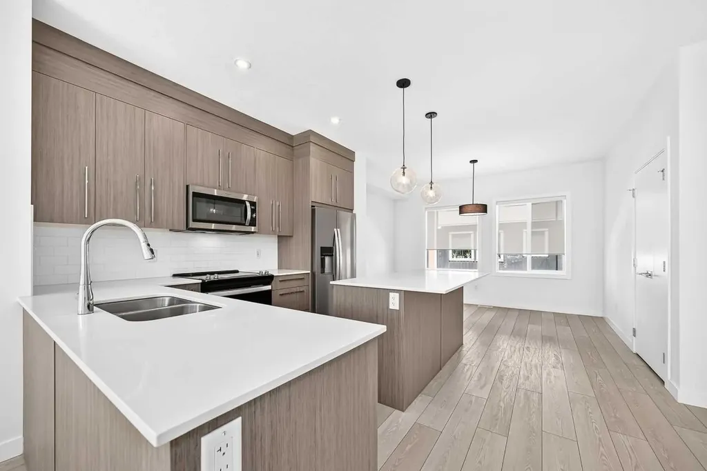 280 Chelsea Road Chestermere AB T1X 2X9