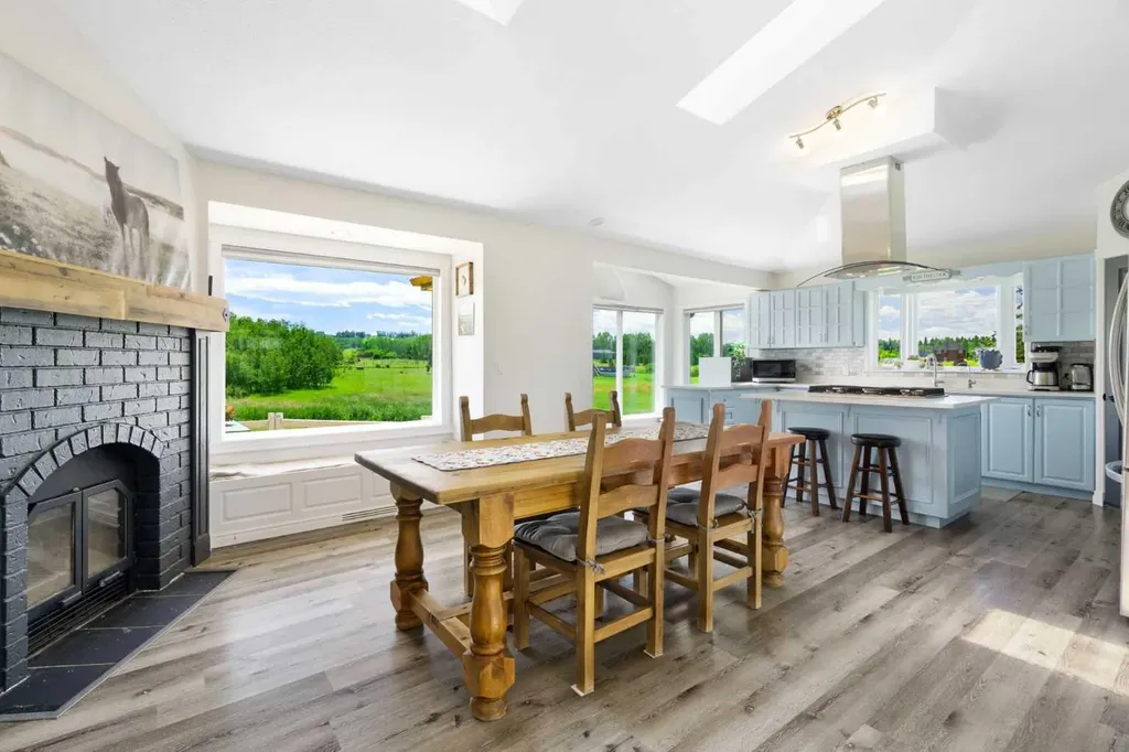 242070 24 Street E Rural Foothills County AB T1S 3N3