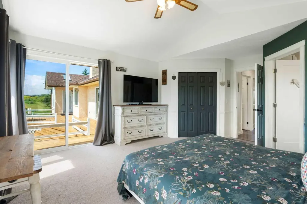 242070 24 Street E Rural Foothills County AB T1S 3N3