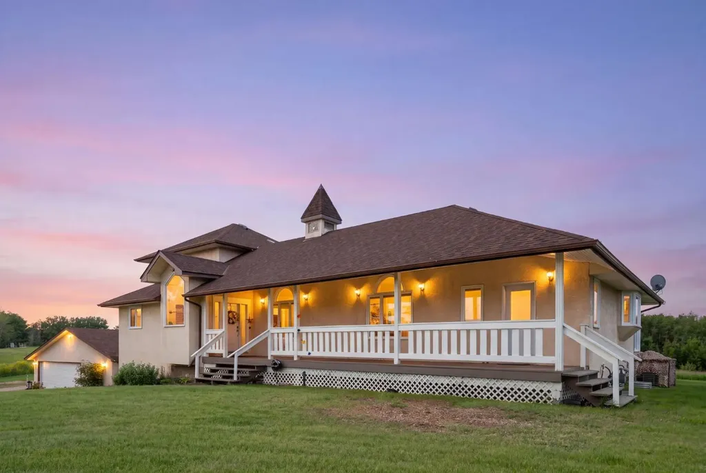 242070 24 Street E Rural Foothills County AB T1S 3N3