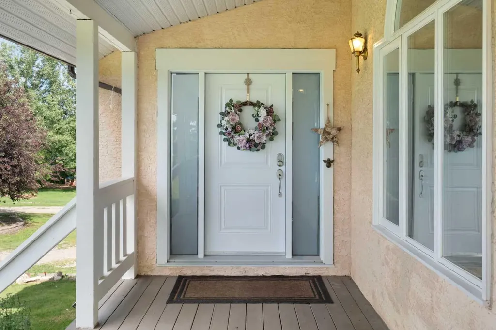 242070 24 Street E Rural Foothills County AB T1S 3N3
