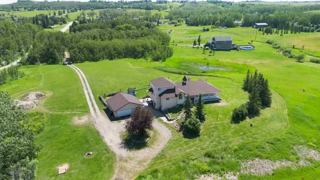242070 24 Street E Rural Foothills County AB T1S 3N3