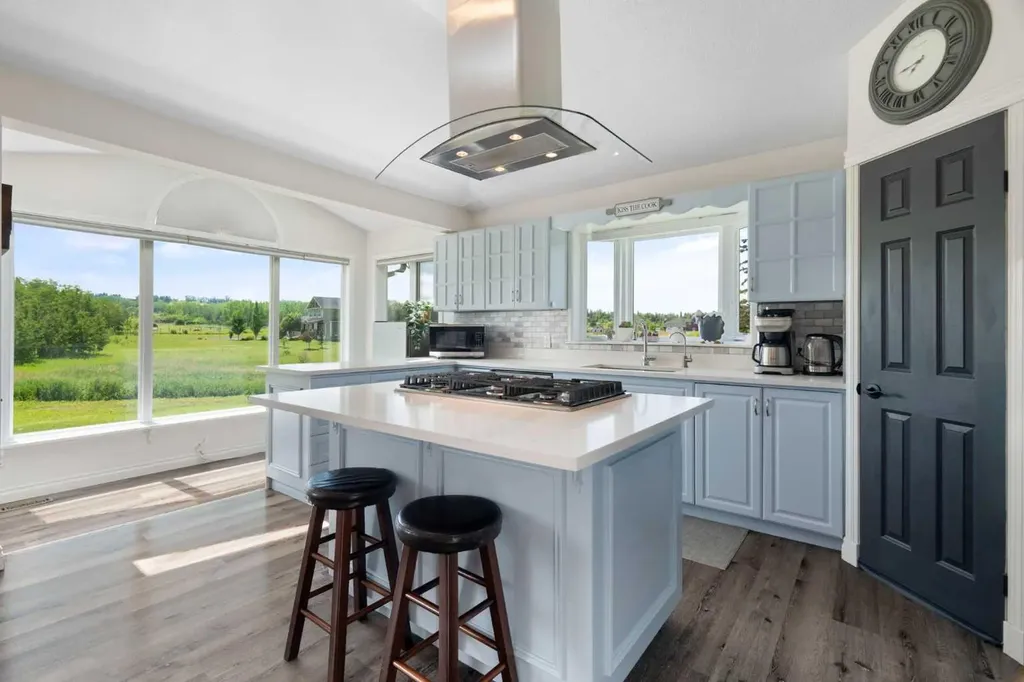 242070 24 Street E Rural Foothills County AB T1S 3N3
