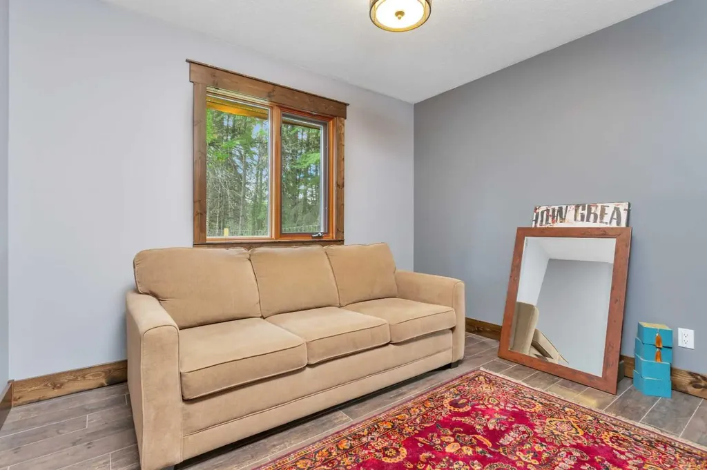 5507 46 Street Rocky Mountain House AB T4T 1L7