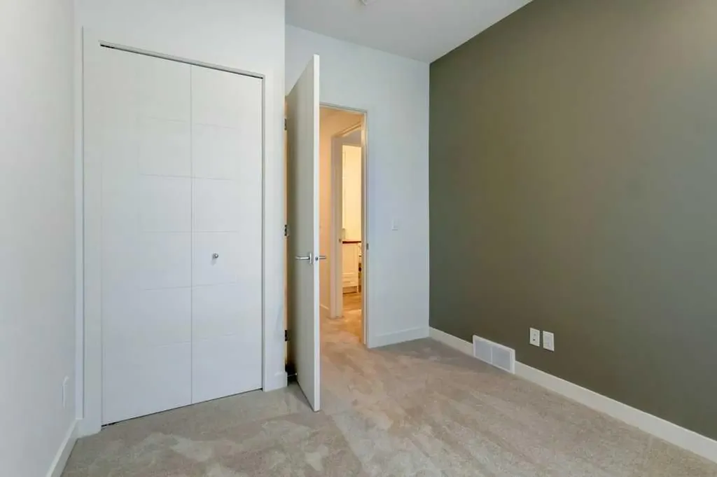 100 Walgrove Court SE Calgary AB T2X 4N1